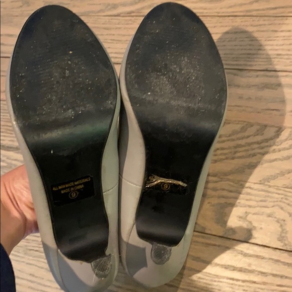 Modcloth Gray Heels - Picture 7 of 10